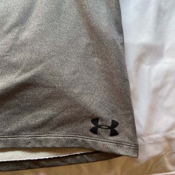 Under armor cold gear size large - Picture 2 of 2